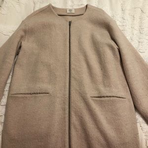 ARITZIA COAT 🧥